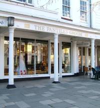 PANTILES GROOM EXTERIOR